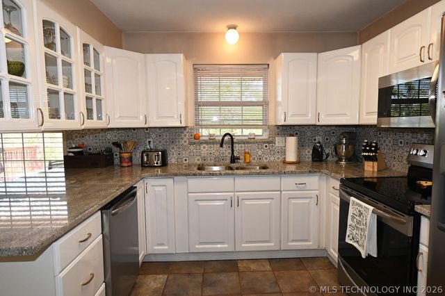 96446 S 4545 Road, Vian, OK 74962