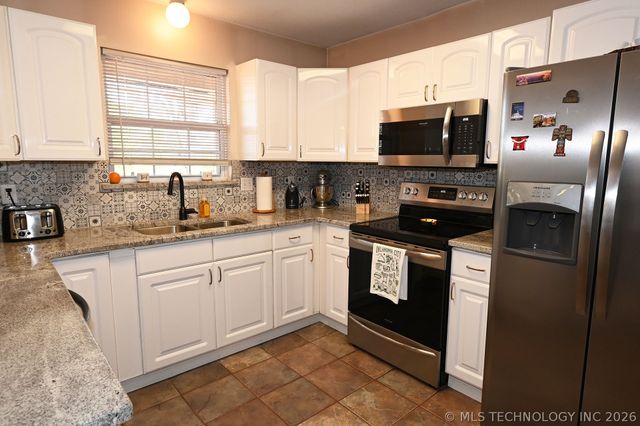 96446 S 4545 Road, Vian, OK 74962