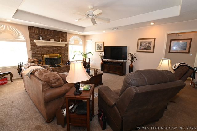 96446 S 4545 Road, Vian, OK 74962