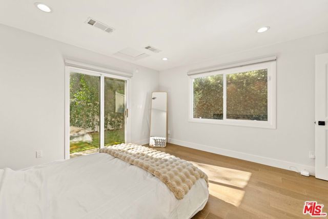 11642 Acama Street, Studio City (los Angeles), CA 91604
