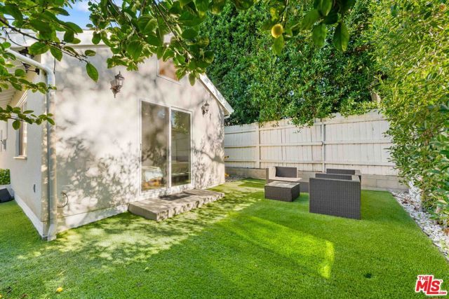 11642 Acama Street, Studio City (los Angeles), CA 91604