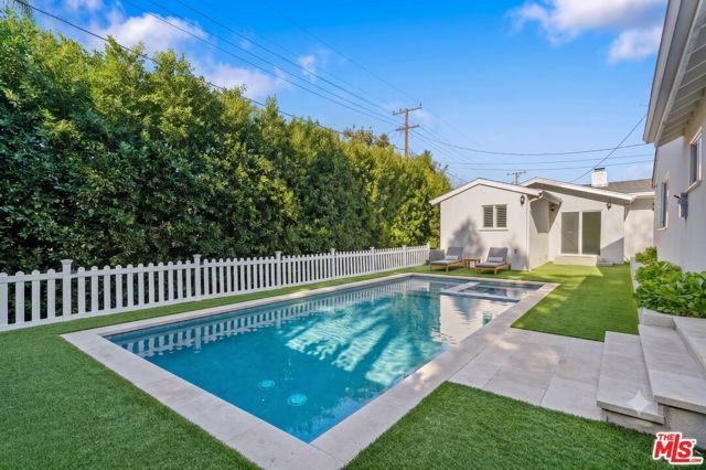 11642 Acama Street, Studio City (los Angeles), CA 91604