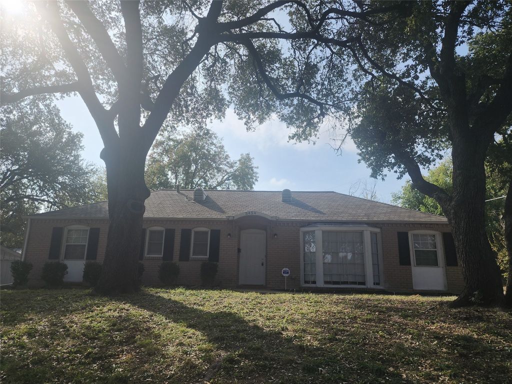 3454 Guadalupe Road, Fort Worth, TX 76116
