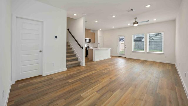 2626 Mchenry Landing Lane, Houston, TX 77051