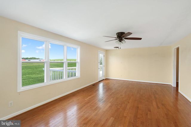 1919 RIDGE RD, New Market, VA 22844