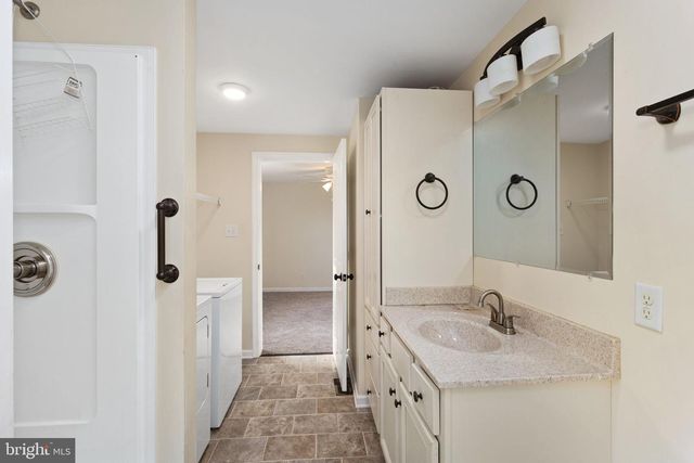 1919 RIDGE RD, New Market, VA 22844