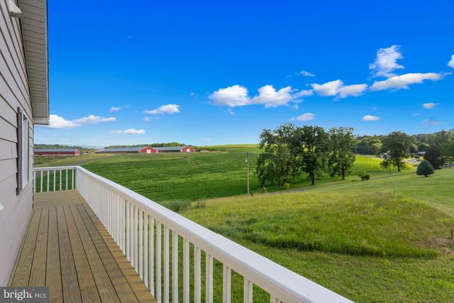 1919 RIDGE RD, New Market, VA 22844