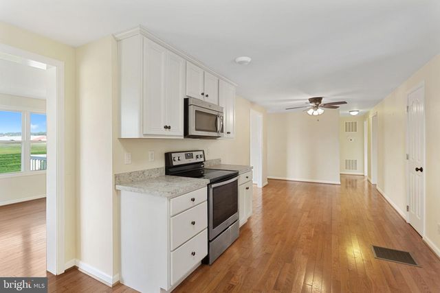 1919 RIDGE RD, New Market, VA 22844