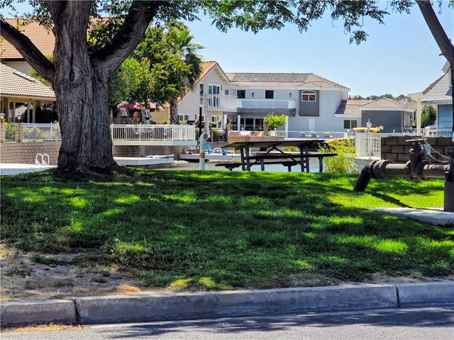 13415 Sea Gull Drive, Victorville, CA 92395