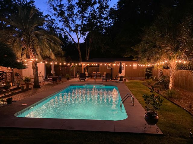 1320 Coleridge Street, Charleston, SC 29407