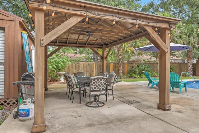 1320 Coleridge Street, Charleston, SC 29407