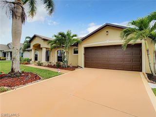 211 NW 26th AVE, Cape Coral, FL 33993