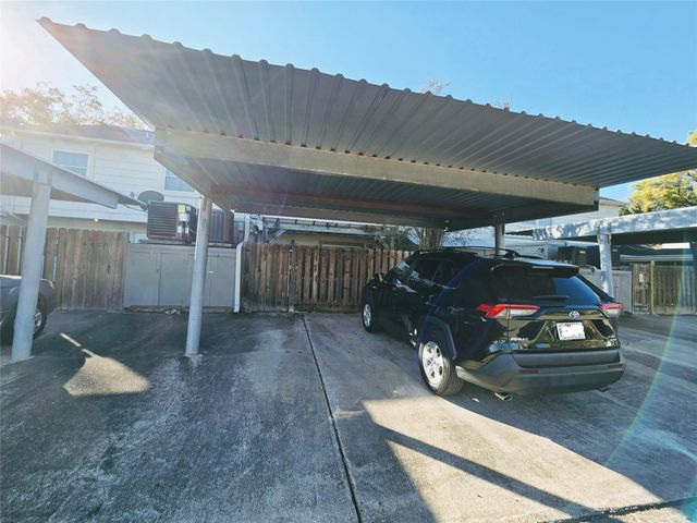 6448 Bankside Drive 33, Houston, TX 77096