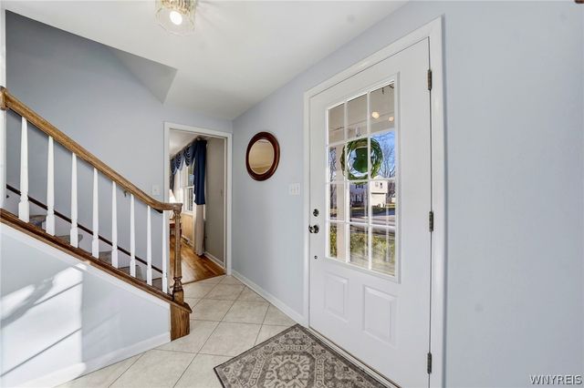 80 Meadow Run, Hamburg, NY 14075