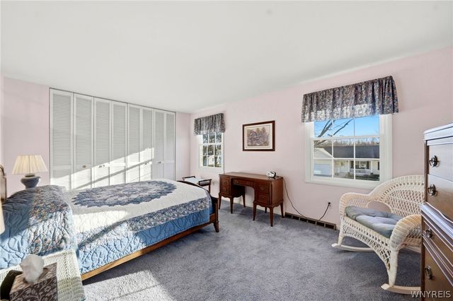 80 Meadow Run, Hamburg, NY 14075