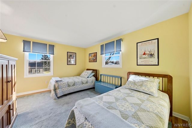 80 Meadow Run, Hamburg, NY 14075