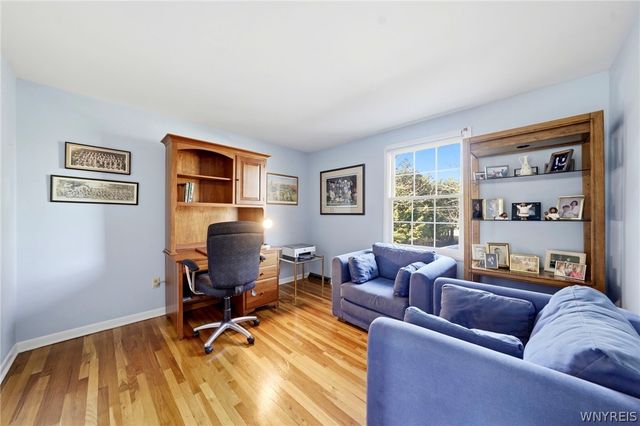 80 Meadow Run, Hamburg, NY 14075