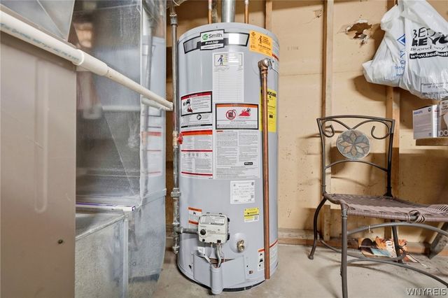 80 Meadow Run, Hamburg, NY 14075