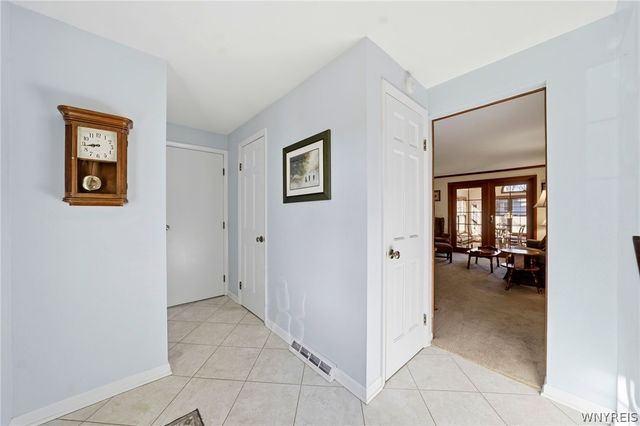 80 Meadow Run, Hamburg, NY 14075