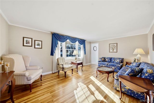 80 Meadow Run, Hamburg, NY 14075