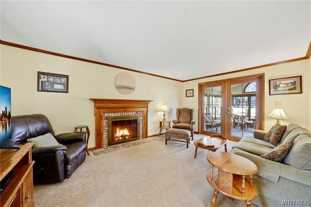 80 Meadow Run, Hamburg, NY 14075