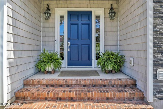 8704 Pinkerton Drive, Wilmington, NC 28411