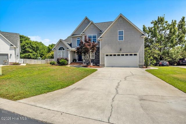 8704 Pinkerton Drive, Wilmington, NC 28411