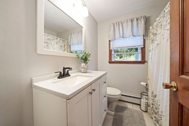 35 Saw Mill Dr, Plymouth, MA 02360