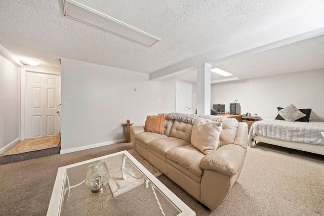 35 Saw Mill Dr, Plymouth, MA 02360