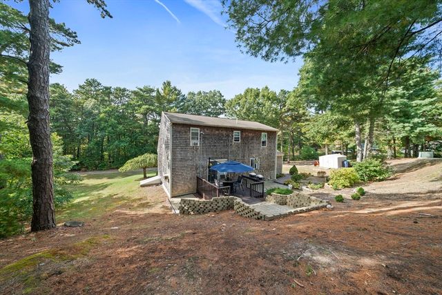 35 Saw Mill Dr, Plymouth, MA 02360
