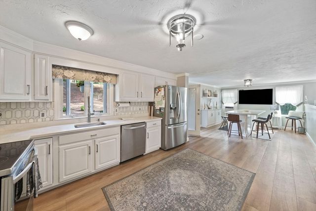 35 Saw Mill Dr, Plymouth, MA 02360