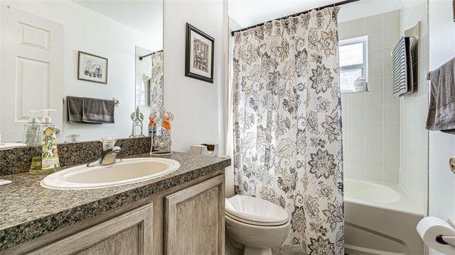 29407 SNAP HOOK DRIVE, San Antonio, FL 33576