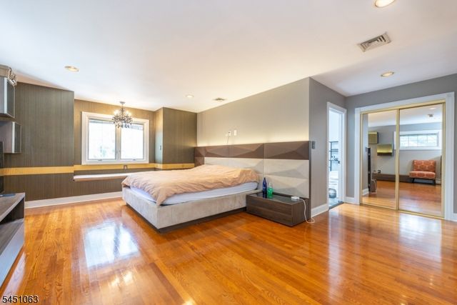 18 Nathan Dr, Montville Twp., NJ 07082