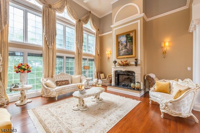 18 Nathan Dr, Montville Twp., NJ 07082