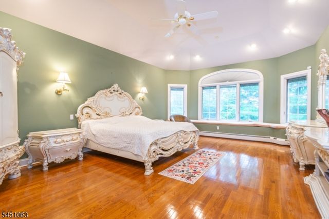 18 Nathan Dr, Montville Twp., NJ 07082