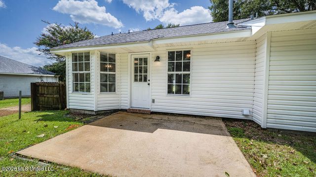 3019 Scarlet Oak Drive, Mobile, AL 36608