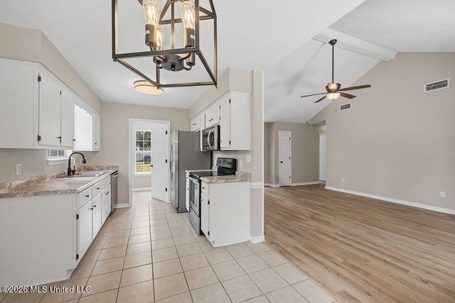3019 Scarlet Oak Drive, Mobile, AL 36608