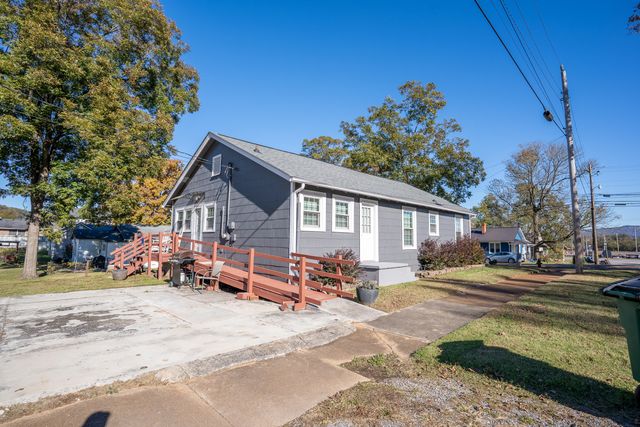 618 Elm Avenue, South Pittsburg, TN 37380