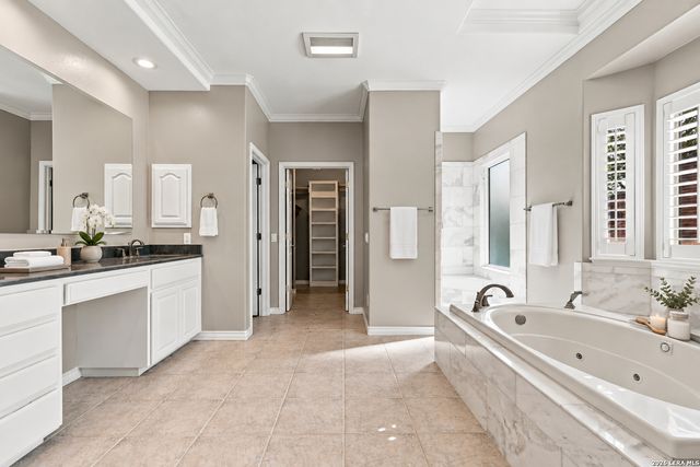 18426 Emerald Forest Dr., San Antonio, TX 78259