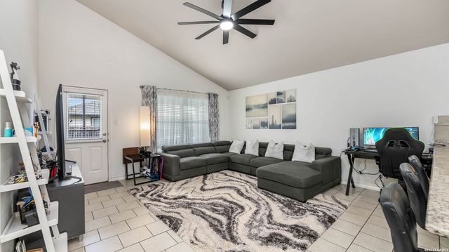 2638 Willow Pond, San Antonio, TX 78244