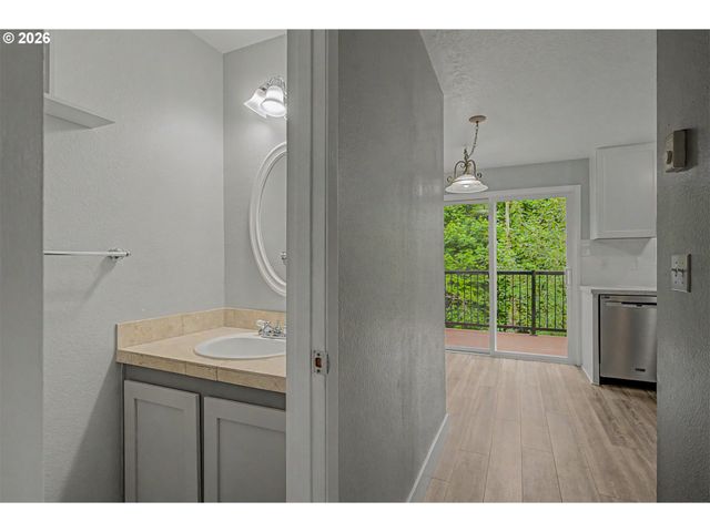 29470 Sw VOLLEY St 63, Wilsonville, OR 97070