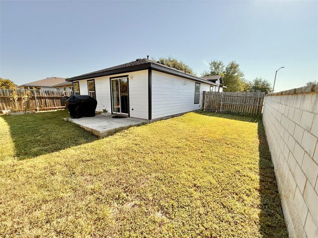 13000 Maidenhair TRL, Elgin, TX 78621