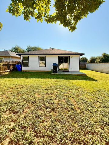 13000 Maidenhair TRL, Elgin, TX 78621