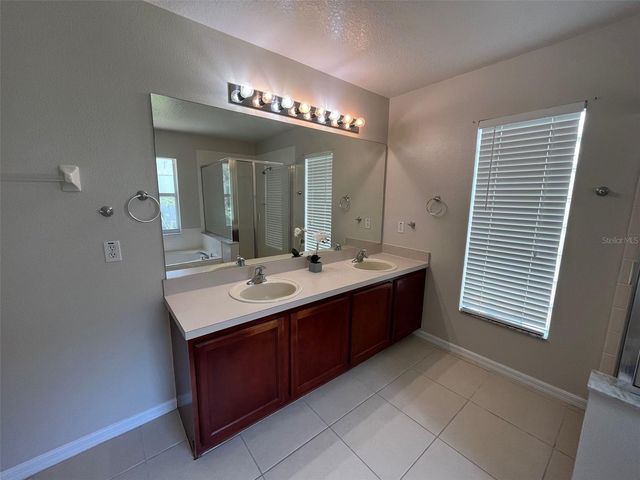 1007 DAMPIERRE COURT, Kissimmee, FL 34759