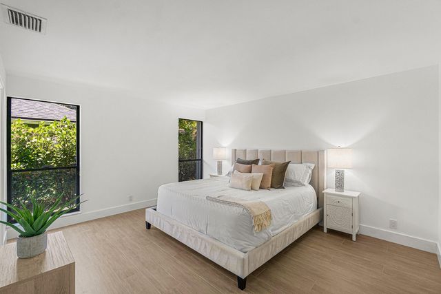 14888 Sunnyview Lane, Delray Beach, FL 33484