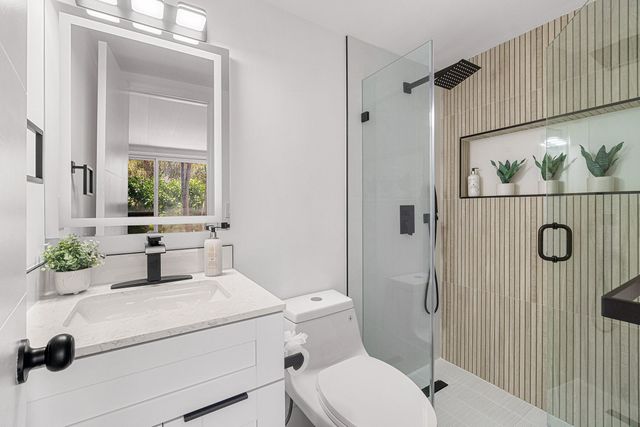 14888 Sunnyview Lane, Delray Beach, FL 33484