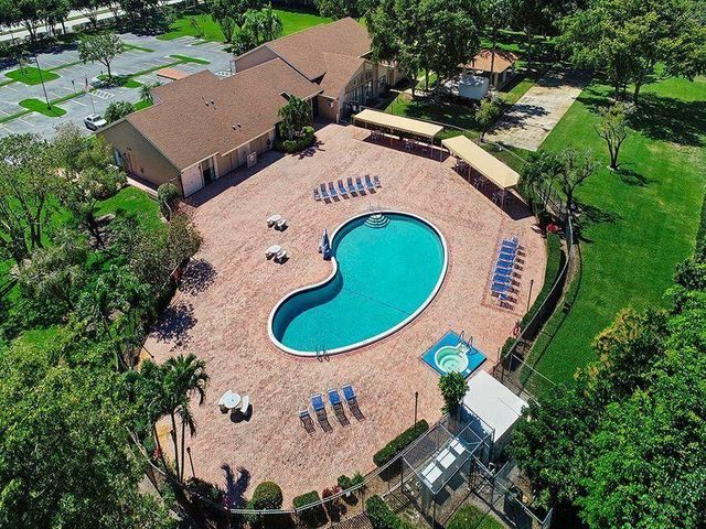 14888 Sunnyview Lane, Delray Beach, FL 33484