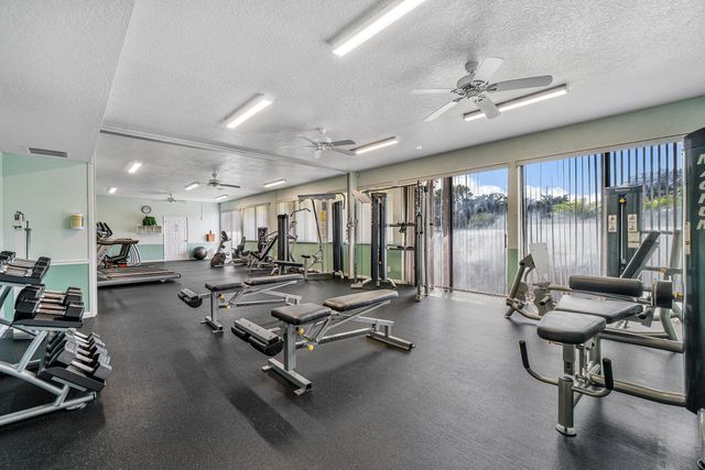 14888 Sunnyview Lane, Delray Beach, FL 33484