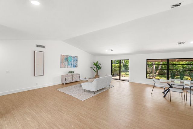 14888 Sunnyview Lane, Delray Beach, FL 33484