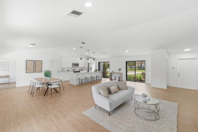 14888 Sunnyview Lane, Delray Beach, FL 33484